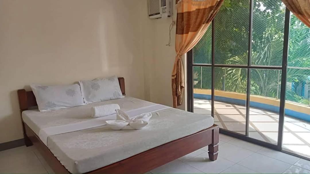 Lodge Casimero House Manoc-Manoc